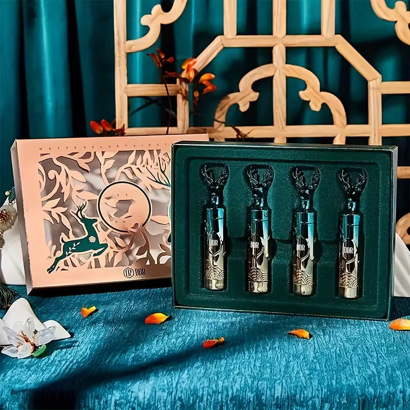 1 kpl söpöä ja erityistä hirvenhuulirasvaa satunnaisessa sävyssä