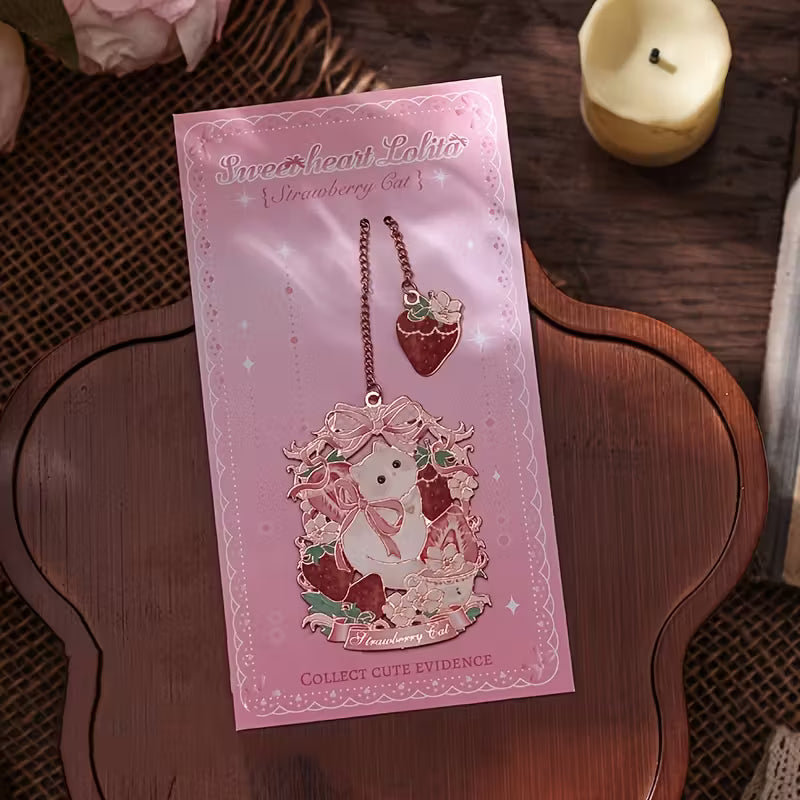 Mansikkateekutsujen kirjanmerkki