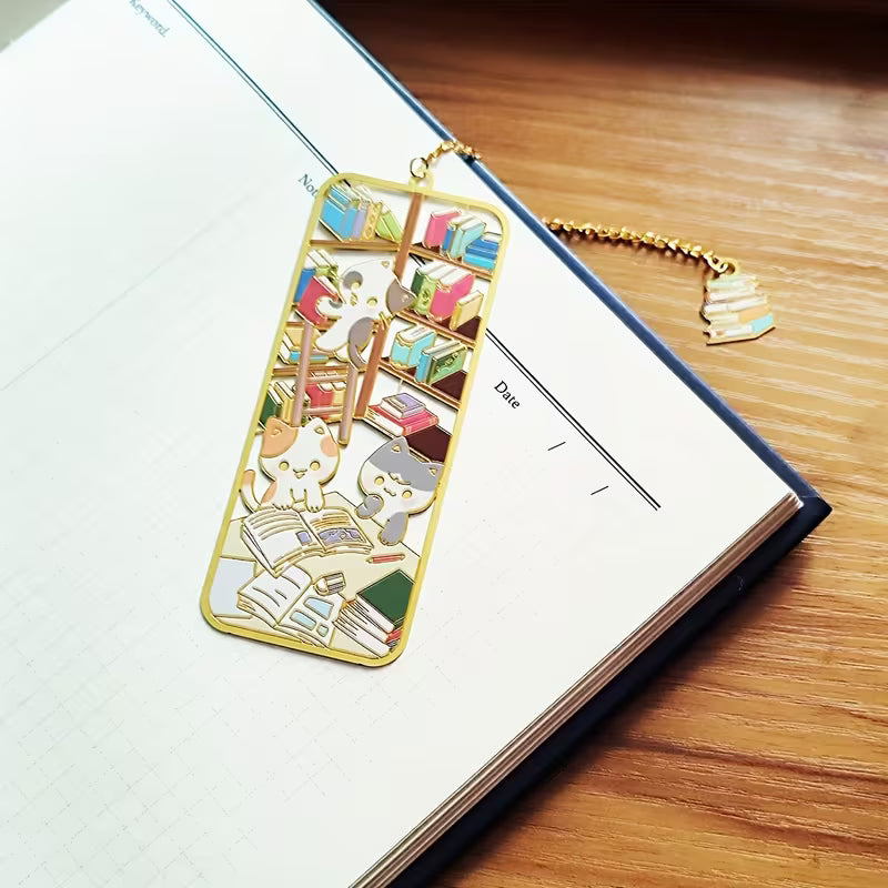 Söpöt metalliset kirjastokirjanmerkit - kestävää rautaa, eloisa kirja-aiheinen muotoilu kirjahyllyillä ja kirjoilla