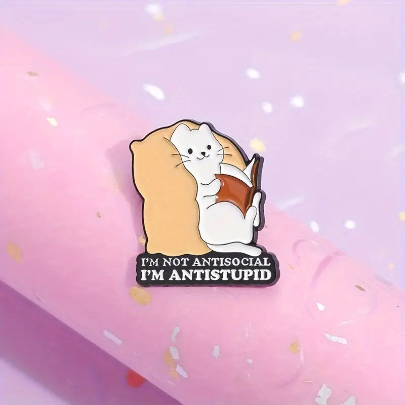 Emalinasta vaatteisiin tai laukkuihin kiinnitettäväksi