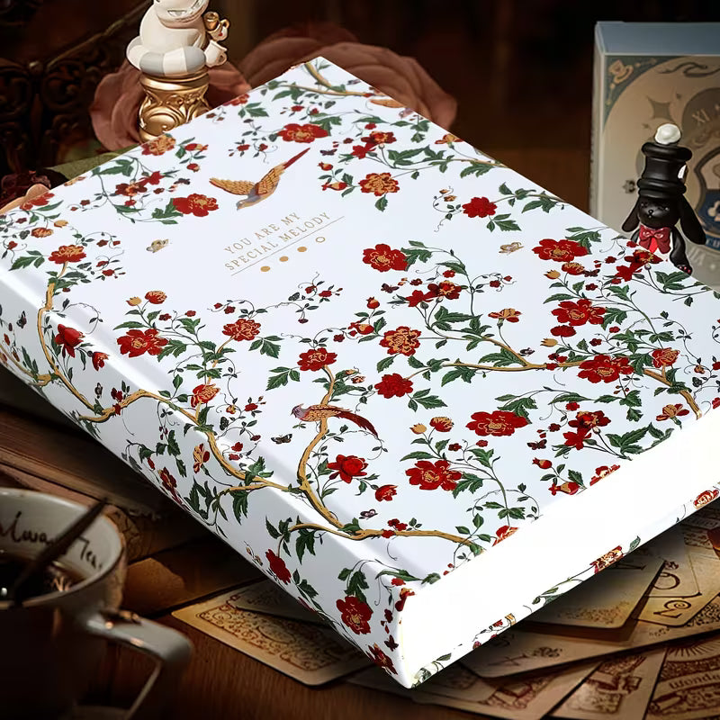 Vintage-kukkaisaiheinen kovakantinen luonnoskirja - 320 paksua sivua