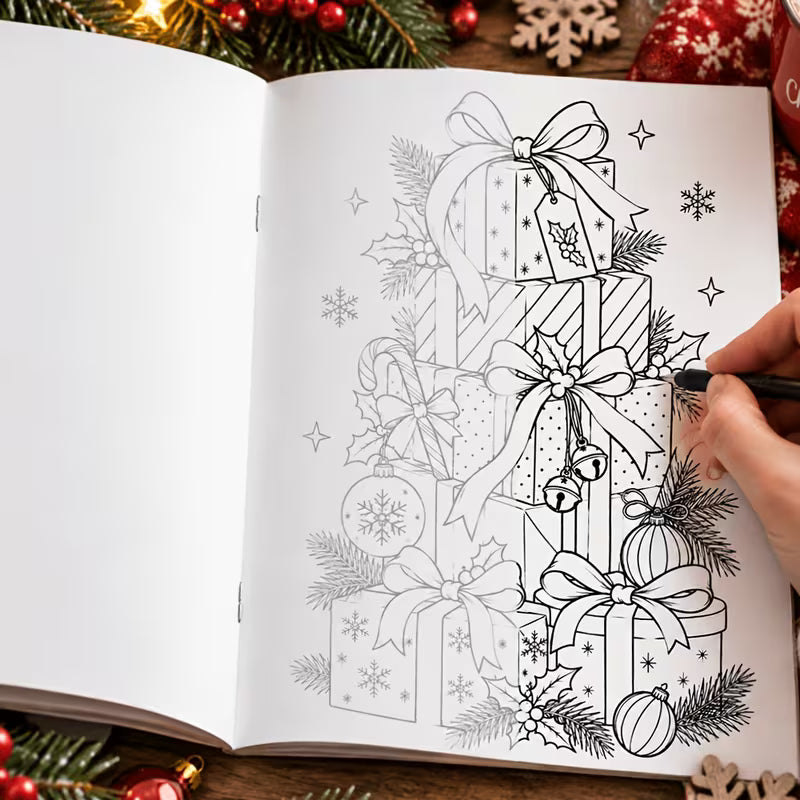 Holly Jolly -värityskirjan kansikuva. Kuvassa söpöjä iloisia hahmoja rentoutumassa ja puuhailemassa kotoisissa joulutunnelmissa koristeiden ja lämpimän ilmapiirin keskellä.