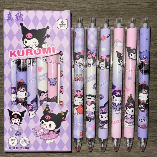 Kuusi erilaista Sanrio-hahmoilla kuvioitua geelikynää järjestettynä siististi alkuperäisessä pakkauksessaan valkoisella työpöydällä.