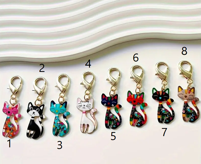 1kpl Värikäs kissanmuotoinen avaimenperä