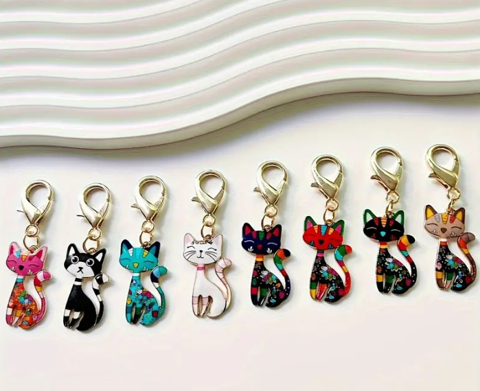 1kpl Värikäs kissanmuotoinen avaimenperä