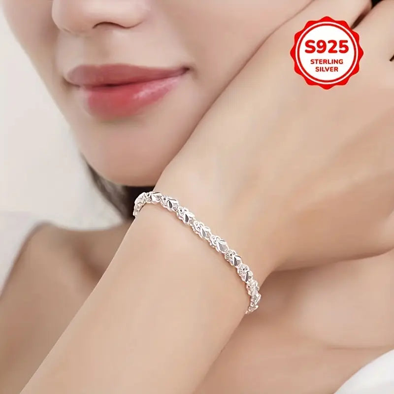 925 hopeinen kani-riipusrannekoru