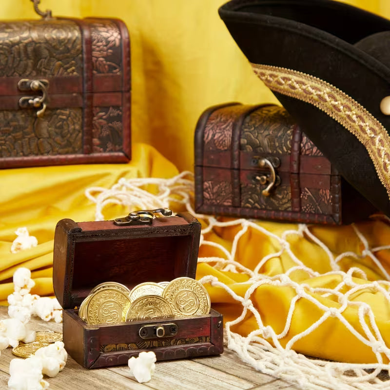 3 kpl kiillotettua puista soikeaa korurasiaa soljella